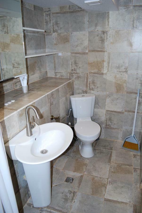 Nikas Apartment Tbilisi Buitenkant foto